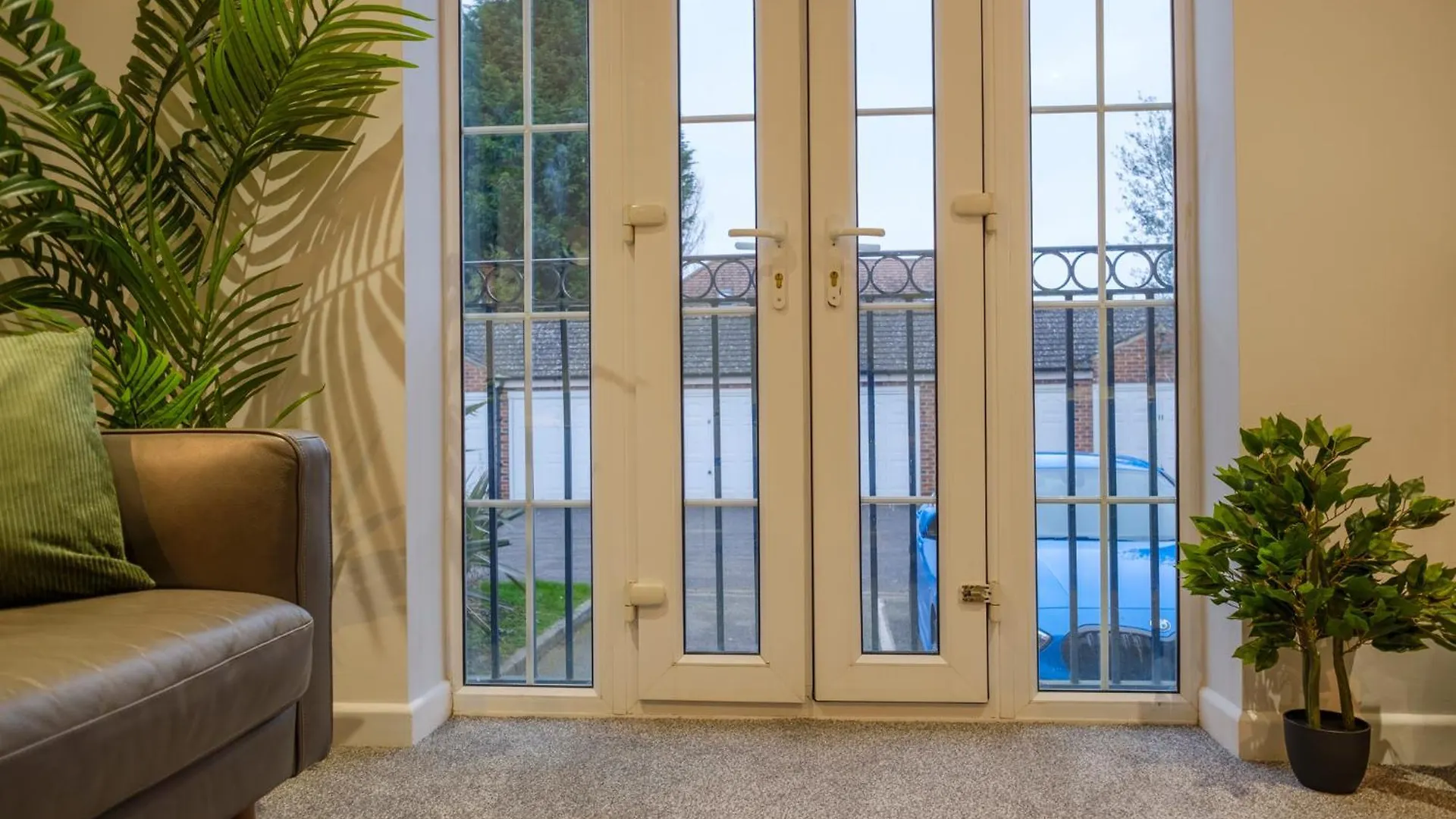 Apartment Vibrant 2 Bed Apartment, Free Parking, Bawtry Rd Doncaster - Hosted By Stay Host Save