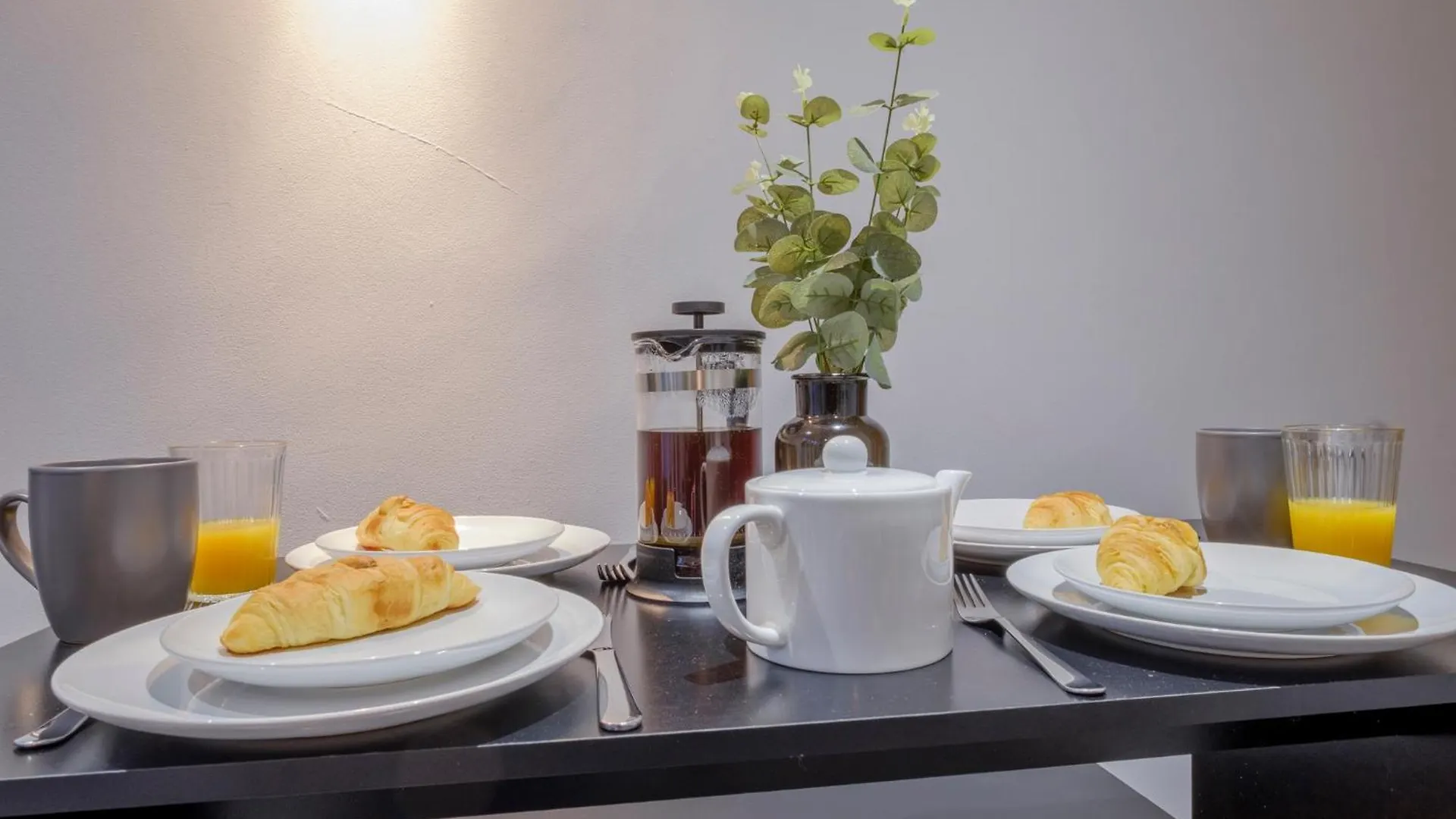 Apartment Vibrant 2 Bed Apartment, Free Parking, Bawtry Rd Doncaster - Hosted By Stay Host Save United Kingdom